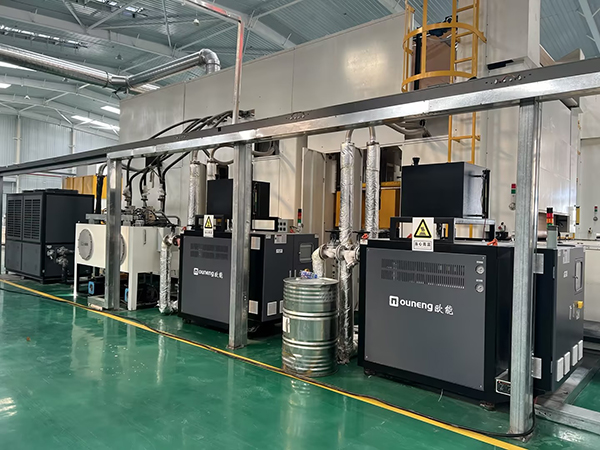 高溫壓板油溫機 高溫壓板油溫機