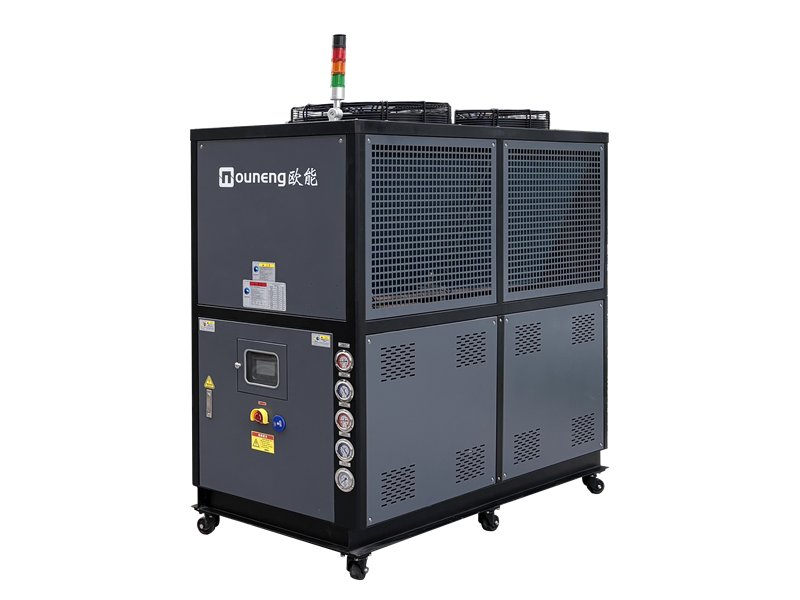 常規(guī)冷水機設(shè)備尺寸多大？